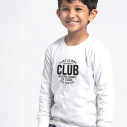 Friskers Boys White Typography Printed Raw Edge Slim Fit T-shirt image 5