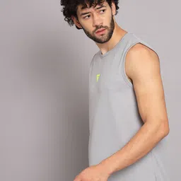 GRIFFEL Sleeveess Training or Gym T-shirt image 4