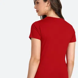 shashvi Women Red Typography Printed T-shirt image 2
