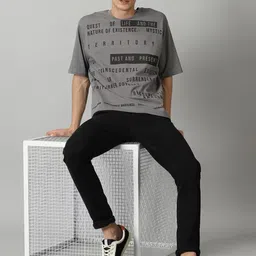 THE HOLLANDER Typography Printed Oversized Fit Drop-Shoulder Pure Cotton T-shirt image 4