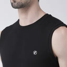 Friskers Pack Of 2 Sleeveless Pure Cotton Slim Fit T-shirts image 5