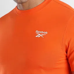 Reebok Men Solid Round Neck Slim Fit T-Shirt image 2