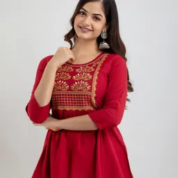 SHOOLIN Ethnic Motifs Embroidered Round Neck Thread Work A-Line Kurti-picture-16