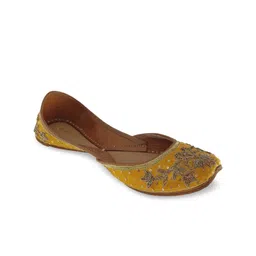 Fulkari Yellow Embellished Leather Ethnic Mojaris Flats-image-43