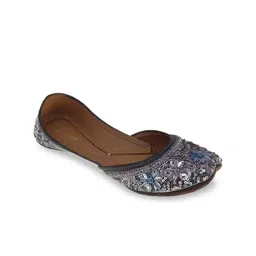 Fulkari Women Grey Ethnic Mojaris Flats-image-77
