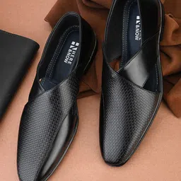 HERE&NOW Black Textured Shoe-Style Sandals-picture-17