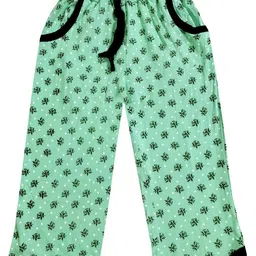 IndiWeaves Girls Pack of 3 Mid-Rise Cotton Printed Capris image 3