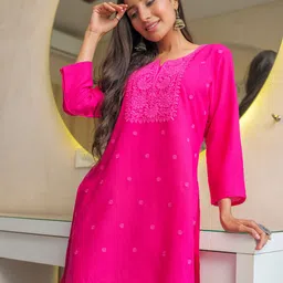 House of Pataudi Embroidered Sequinned Straight Kurti image 5
