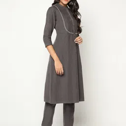 BARARA ETHNIC Thread Work Pure Cotton Corduroy A-line Kurta with Trousers image 4