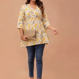 FERANOID Floral Printed V-Neck Pure Cotton Angrakha A-Line Kurti image 3