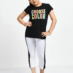 IndiWeaves Girls Pack Of 3 Colourblocked Pure Cotton Capris image 4