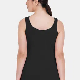 Reveira Pack Of 2 Non Padded Sleeveless Stretchable Camisoles image 3