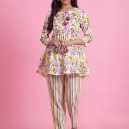 Prakrti Printed Pure Cotton Top With Trousers Set-picture-25