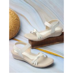 Iconics White Women Solid Flats-picture-31