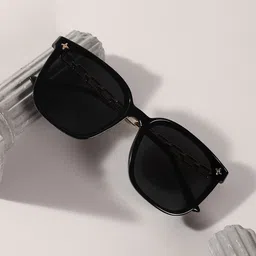 HAUTE SAUCE by Campus Sutra Women Wayfarer Sunglasses with Polarised Lens image 2