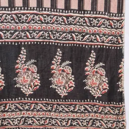 Vbuyz Plus Size Ethnic Motifs Printed Gotta Patti Straight Kurta With Trousers & Dupatta image 3