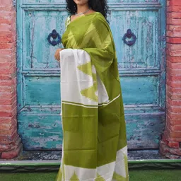 TROPWEAR Abstract Printed Block Print Saree image 3
