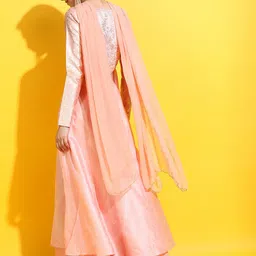 Vishudh Women Ethnic Motifs Polyester Kurta Set image 4