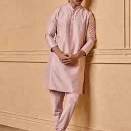 Tasva Men Ethnic Motifs Embroidered Regular Sequinned Kurta with Churidar image 4