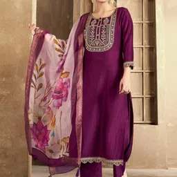 MOKOSH Floral Embroidered Straight Kurta With Trousers And Dupatta-picture-27