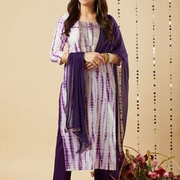 GoSriKi Shibori Dyed Zari Straight Kurta With Trousers And Dupatta-picture-5
