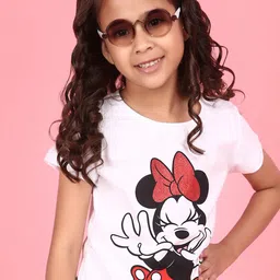 V-Mart Girls Graphic Printed Cotton T-shirt image 1