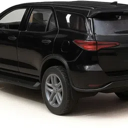 brightway toys Scale 1:36 Alloy Fortuner Car Die-cast Metal Toy Pull Back and Light & Music image 5