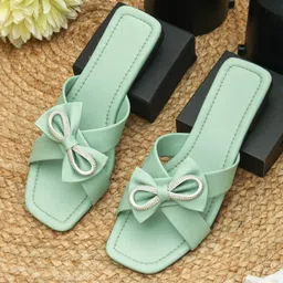 faishstar Women Flats Sandal image 1