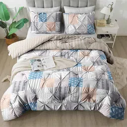 the white moss Hannah Pleat Pinch luxurious AC King Comforter with 2 Pillow Cover image 2