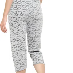 apr global Women Multicolor Capri image 2