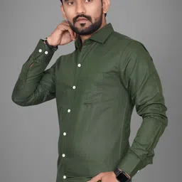 voroxy Men Regular Fit Solid Spread Collar Formal Shirt image 4