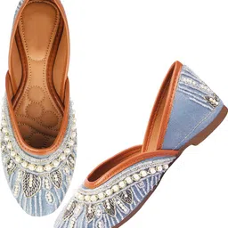 selfiee Women Bellies Sandal image 3