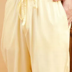 House of Pataudi Yellow Mandarin Collar Knee Length Straight Kurta With Pyjama Set image 3