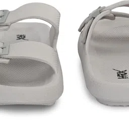 hrx by hrithik roshan Men Slides image 5