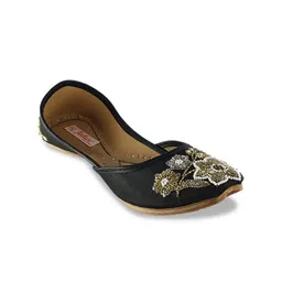 Fulkari Women Black & Gold-Toned Embellished Leather Mojaris-picture-39
