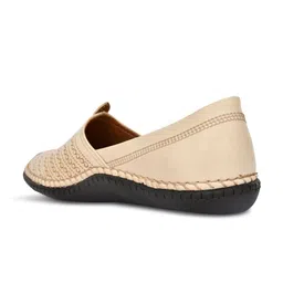 Big Boon Men Textured Mojaris image 5