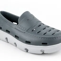 red tape Clogs For Men image 3