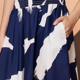 zwerlon Women Flared Blue, White Viscose Rayon Trousers image 3