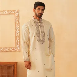jompers Men Embroidered Cotton Silk Straight Kurta image 1