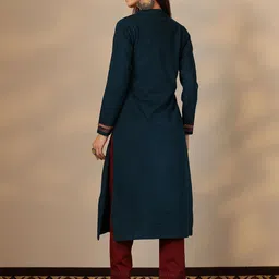 libas Women Embroidered Wool Straight Kurta image 2