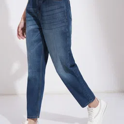 tokyo talkies Women Relaxed Fit Mid Rise Blue Jeans image 4