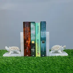 katkaria creations Tortue White Marble Book End image 1