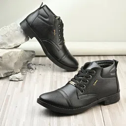 vellinto Boots For Men image 2