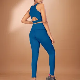 poojaran Solid Women Track Suit image 2