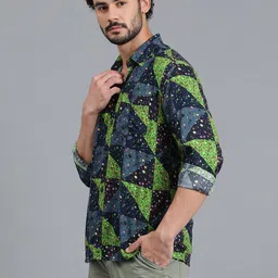 kotty Men Relaxed Fit Fit Printed Spread Collar Casual Shirt image 3