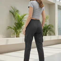 sam look Women Cargos image 2