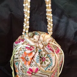 firstchoice Women Multicolor Potli image 2