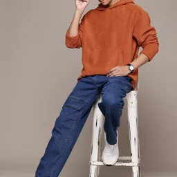 roadster Men Full Sleeve Solid Hooded Sweatshirt image 5