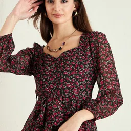berrylush Printed Women Jumpsuit image 4