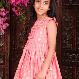 THE PONY & PEONY CO. Girls Ethnic Motifs Printed Gotta Patti Kurti With Palazzos & Dupatta image 4